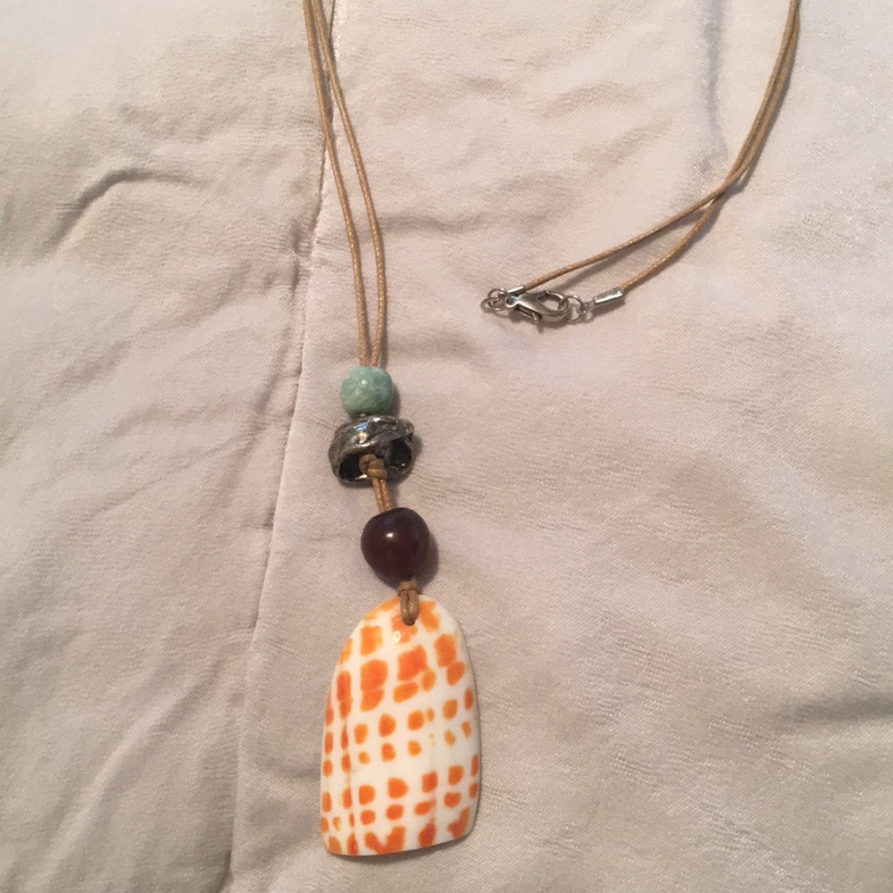 Shell necklace